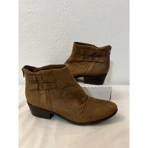 BARETRAPS Size 8.5M Brown Rust Georgina Bootie Faux Suede Buckle Ankle Boots Zip